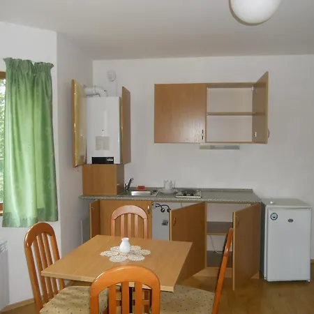 Apart Hotel Kokiche 2*